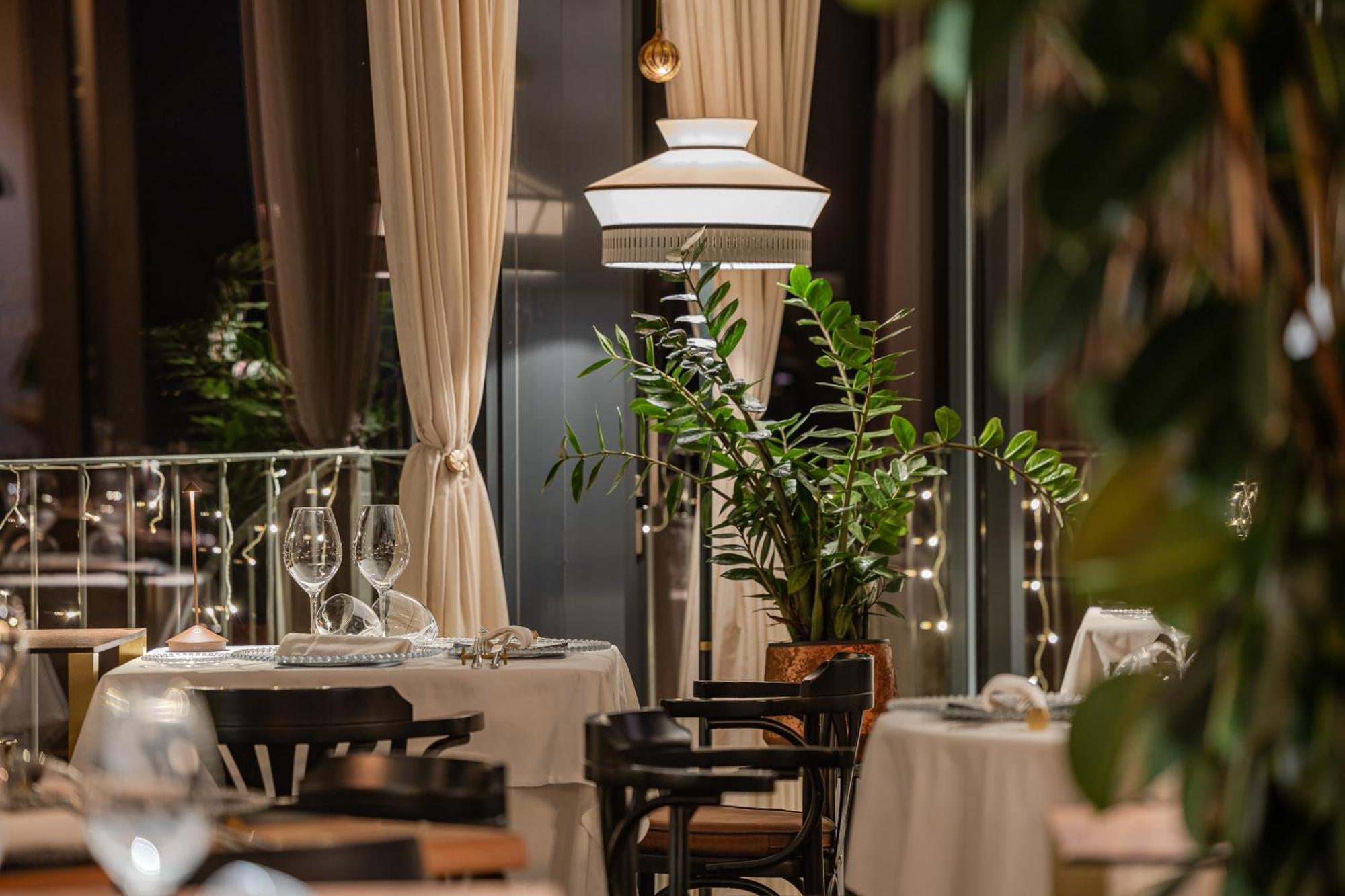 Deville & Spa Костермано Экстерьер фото